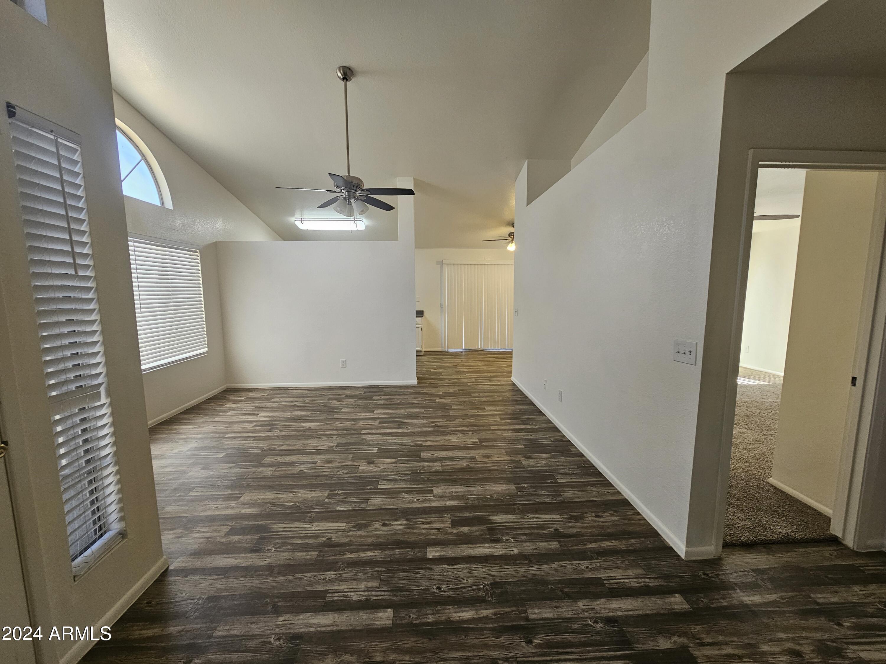 1743 East Carter Road Phoenix, AZ 85042 - Photo 4 of 25 Living2