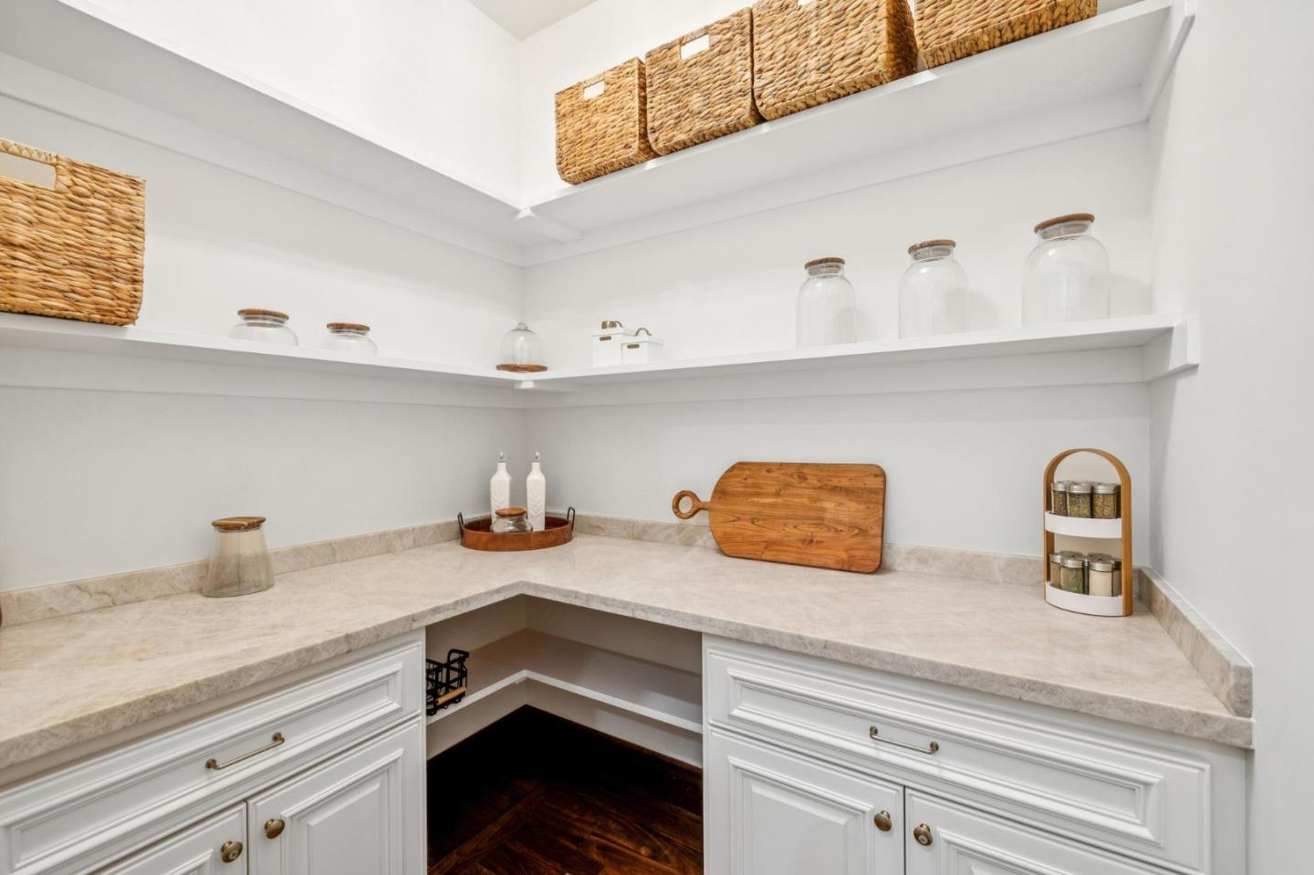 15253 Montalvo Road Saratoga, CA 95070 - Photo 38 of 107