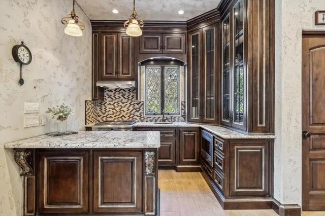 $12,800,000 | 15253 Montalvo Road, Saratoga, CA 95070