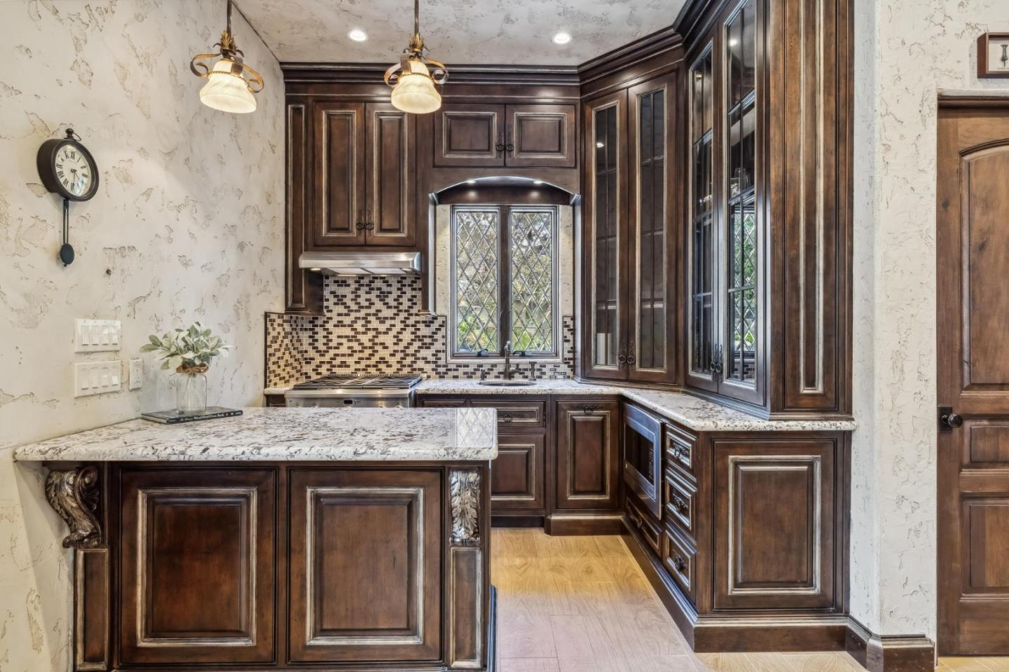 15253 Montalvo Road Saratoga, CA 95070 - Photo 67 of 107