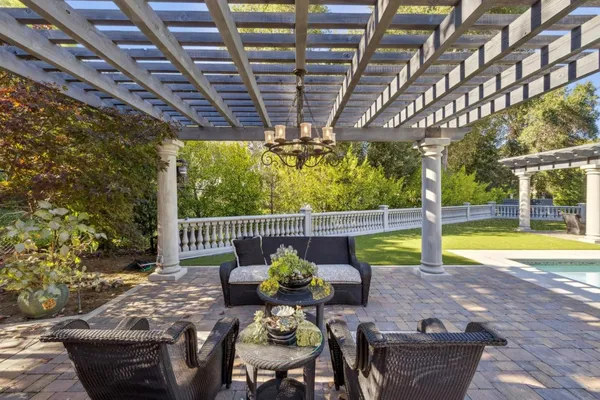 $12,800,000 | 15253 Montalvo Road, Saratoga, CA 95070