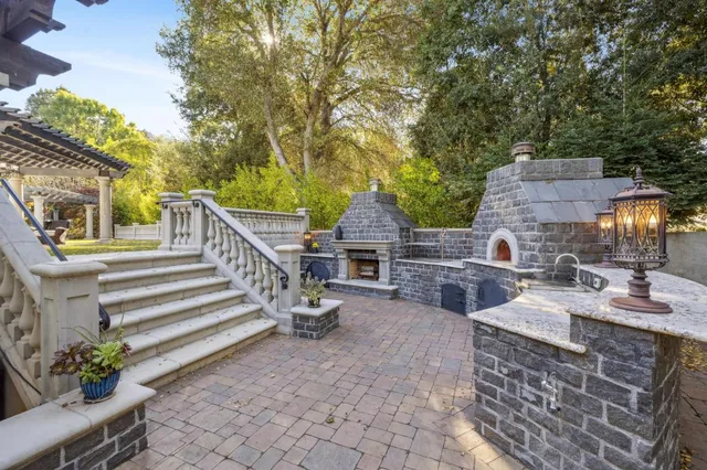 $12,800,000 | 15253 Montalvo Road, Saratoga, CA 95070