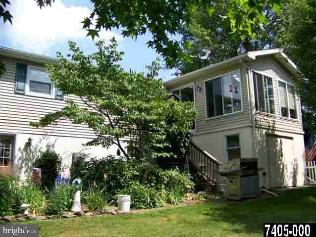 1616 Haar Road Spring Grove, PA 17362 - Photo 6 of 25
