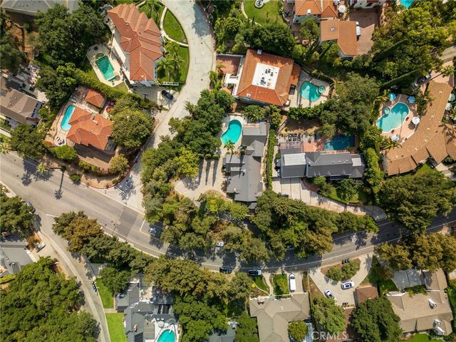 $2,988,000 | 1535 Royal Boulevard, Glendale, CA 91207