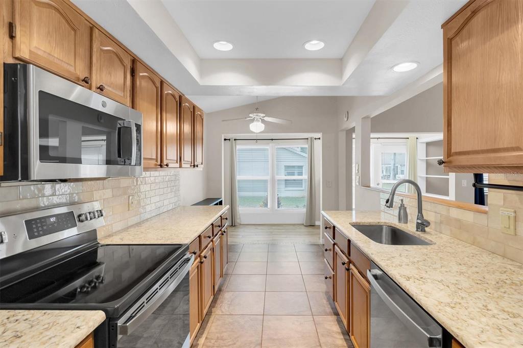 4745 Vicksburg Court New Port Richey, FL 34655 - Photo 11 of 30