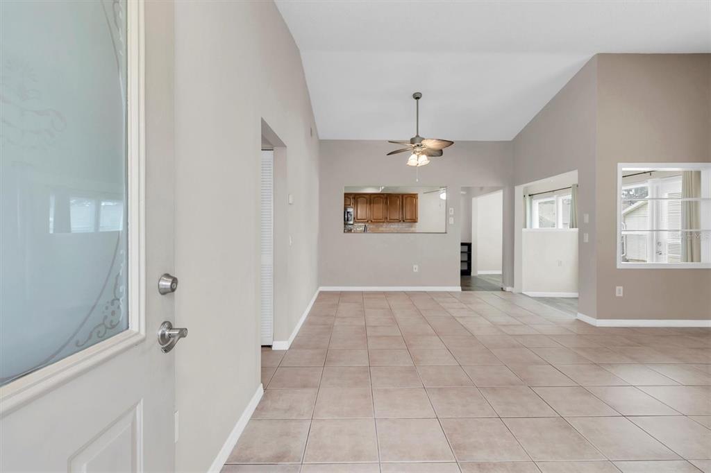 4745 Vicksburg Court New Port Richey, FL 34655 - Photo 3 of 30