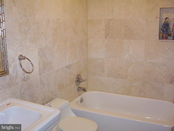 17730 Norwood Road Sandy Spring, MD 20860 - Photo 11 of 30 Bath