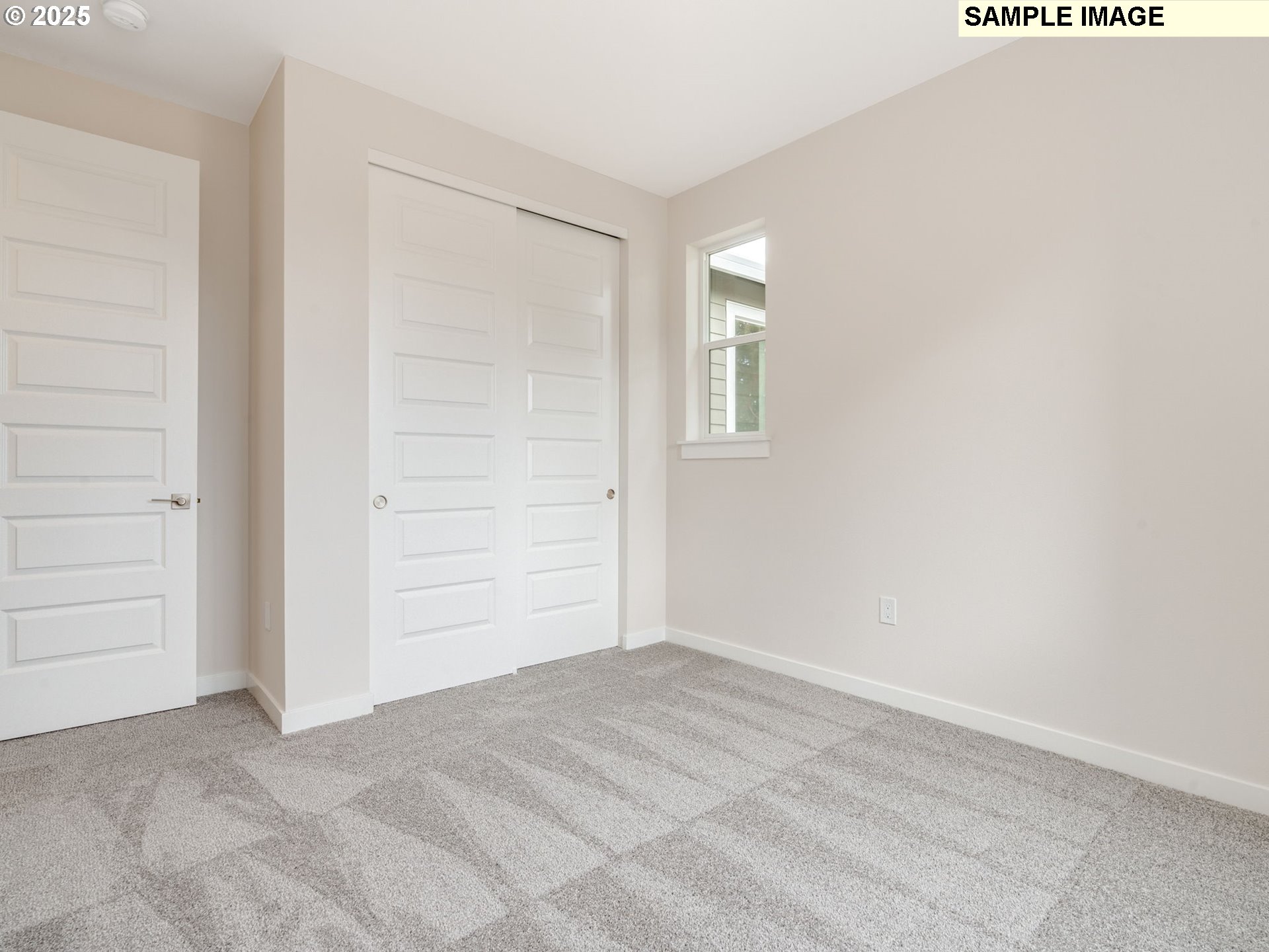 2111 Northeast Ridge Run Lane Estacada, OR 97023 - Photo 12 of 45 an empty room with closet