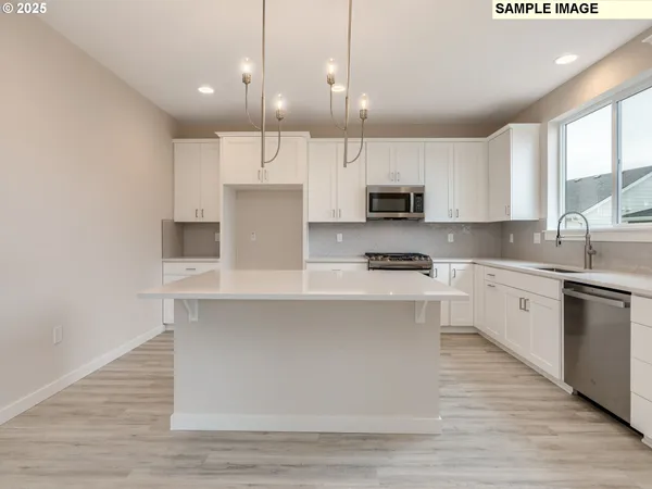 $589,990 | 2111 Northeast Ridge Run Lane, Estacada, OR 97023