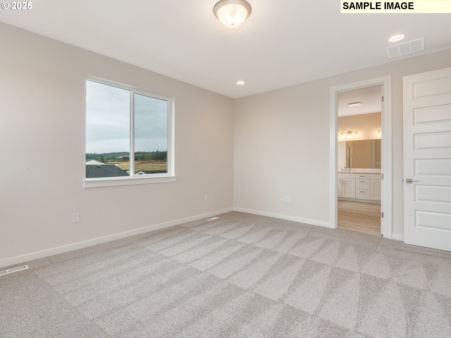 2111 Northeast Ridge Run Lane Estacada, OR 97023 - Photo 10 of 45 an empty room with windows and closet