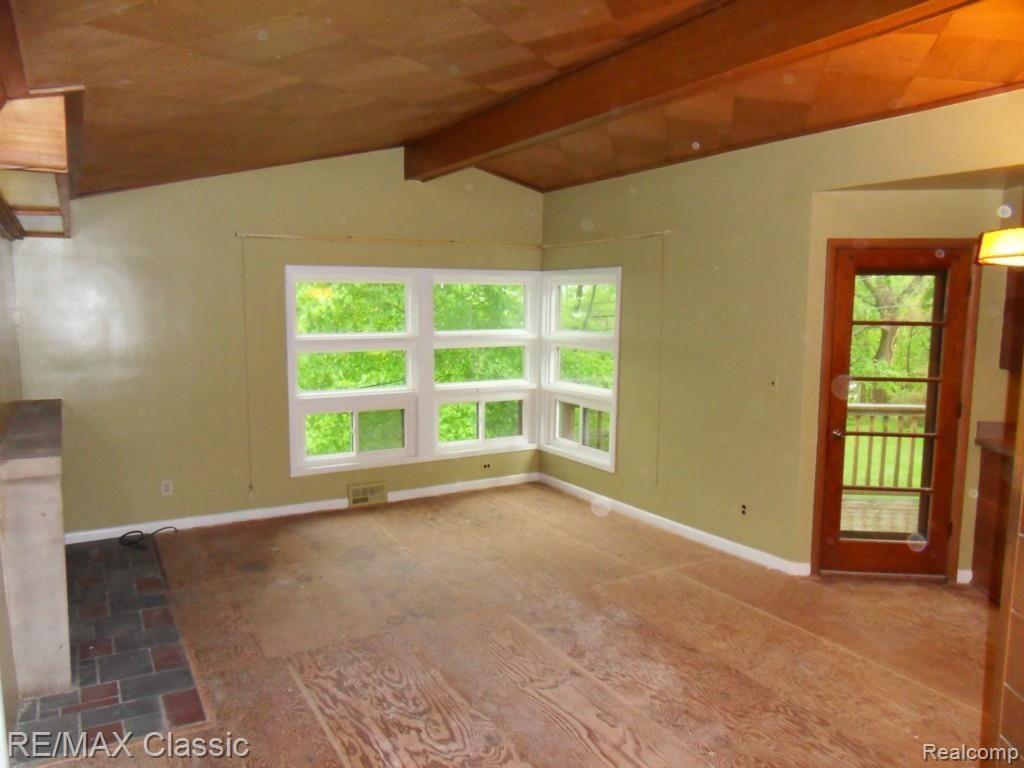447 Rochdale Drive South Rochester, MI 48309 - Photo 8 of 43 SDC14416.jpg