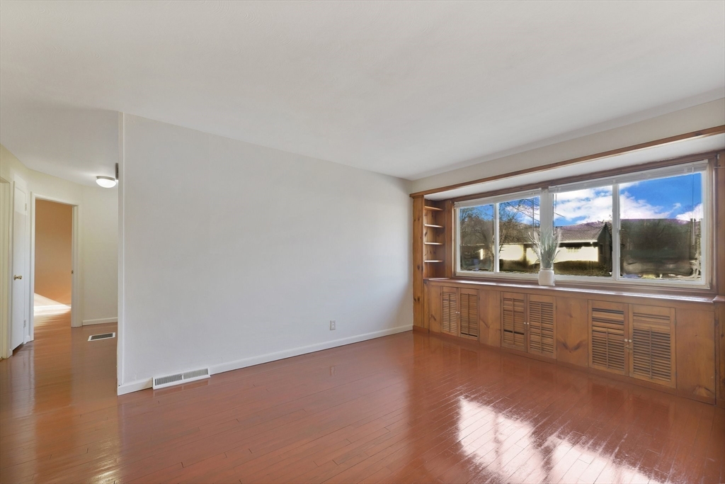51 Broadleaf Lane Enfield, CT 06082 - Photo 12 of 36 a view of an empty room and window