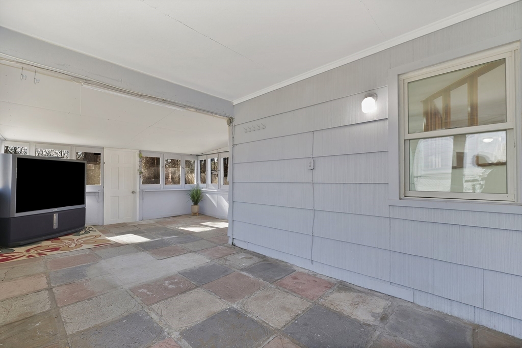 51 Broadleaf Lane Enfield, CT 06082 - Photo 15 of 36 a view of livingroom with furniture