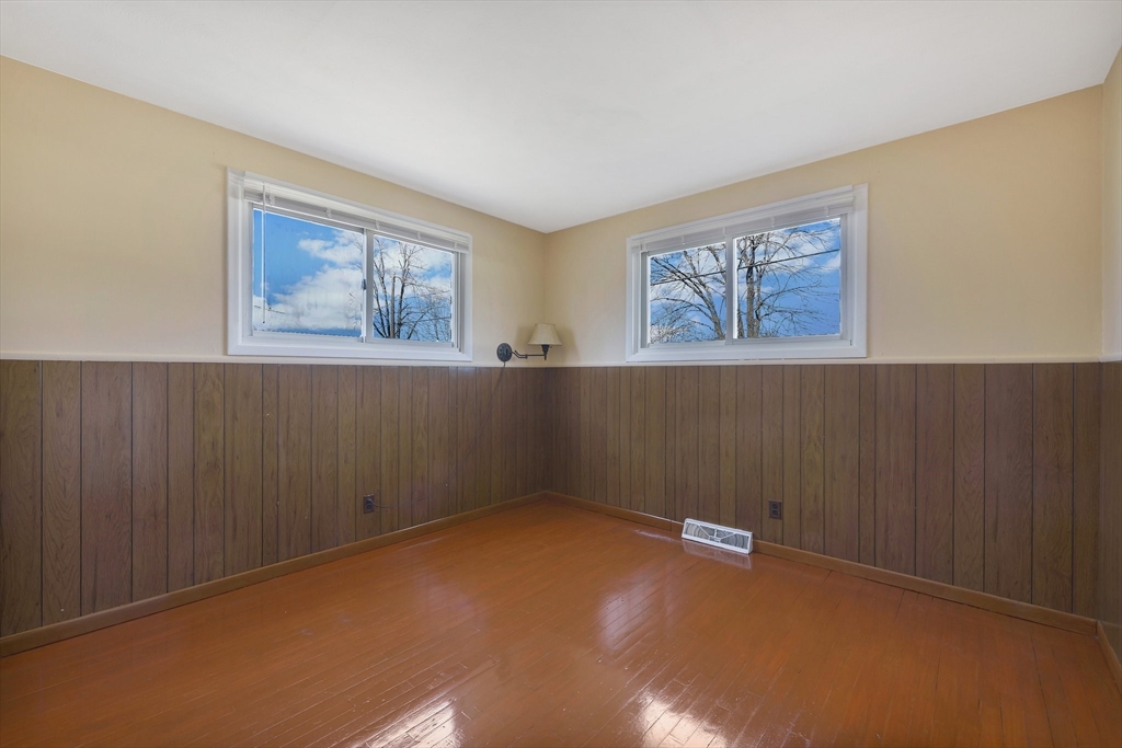 51 Broadleaf Lane Enfield, CT 06082 - Photo 18 of 36 an empty room with windows