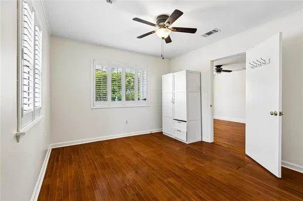 $345,000 | 208 Carrollton Avenue, Metairie, LA 70005