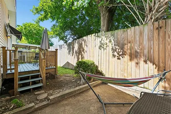 $345,000 | 208 Carrollton Avenue, Metairie, LA 70005