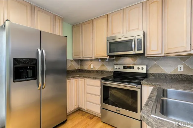 $165,000 | 10905 Carroll Wood Way, St. Louis, MO 63128