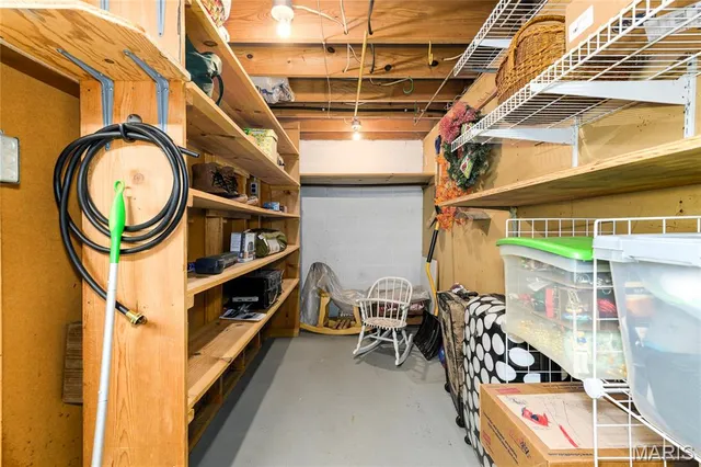 $165,000 | 10905 Carroll Wood Way, St. Louis, MO 63128