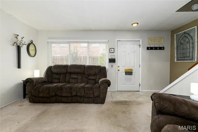 $165,000 | 10905 Carroll Wood Way, St. Louis, MO 63128