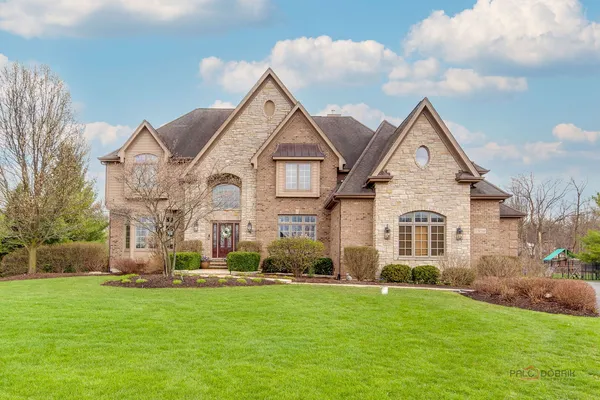 $1,795,000 | 37W209 Deer Pond Court, St. Charles, IL 60175