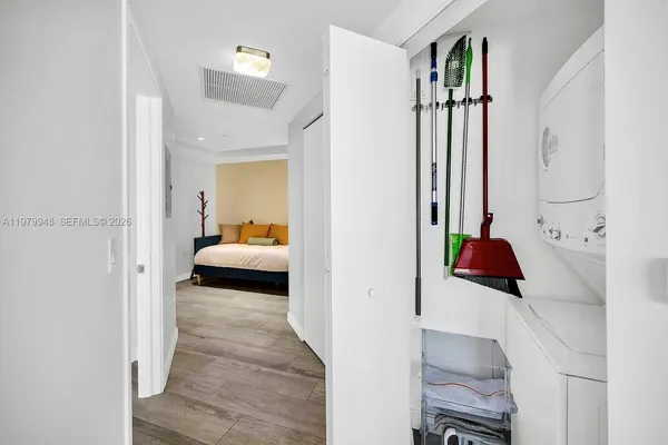 $5,600 | 55 Southwest 9th Street, Unit 3306, Miami, FL 33130