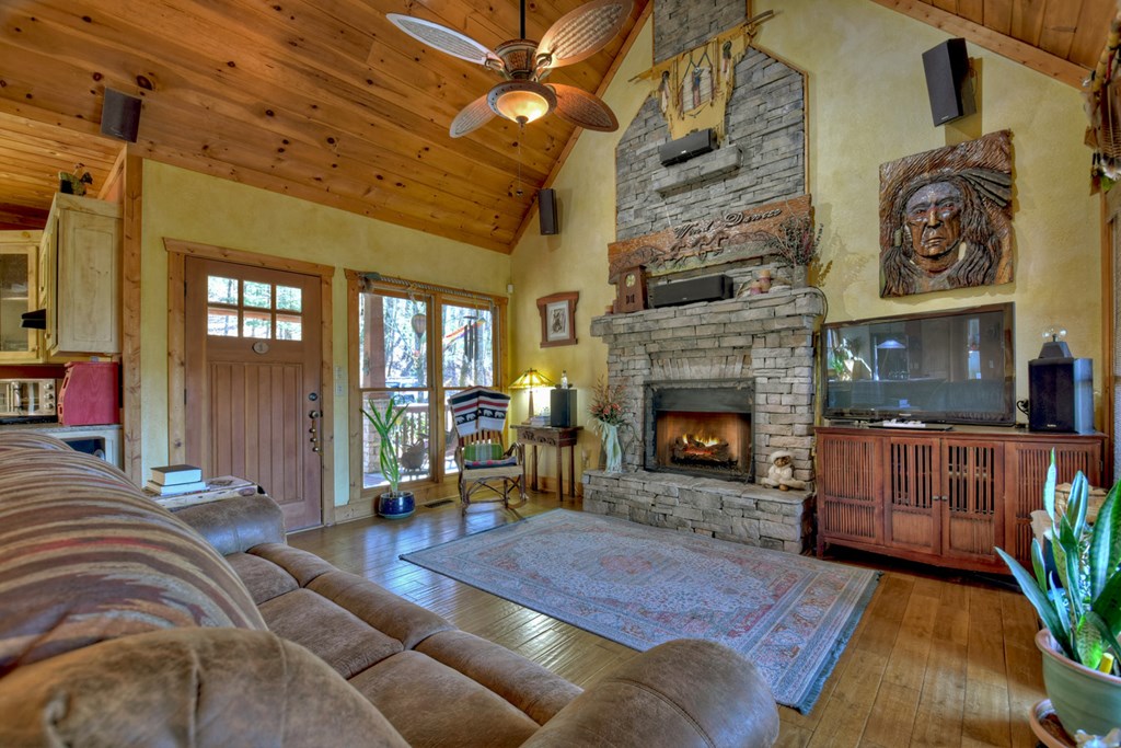 22 Prospectors Ridge Road Ellijay, GA 30536 - Photo 5 of 55