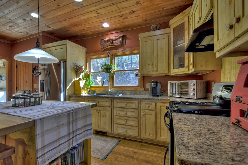 22 Prospectors Ridge Road Ellijay, GA 30536 - Photo 10 of 55