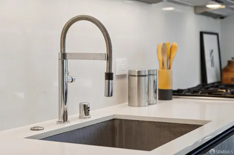 $1,795,000 | 201 Folsom Street, Unit 3G, San Francisco, CA 94105