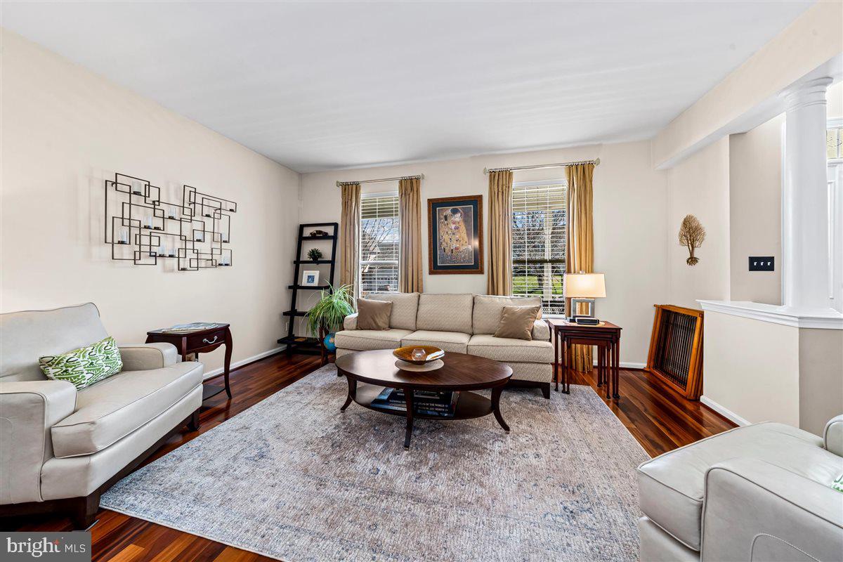 204 4 In Hand Court West Chester, PA 19382 - Photo 6 of 61