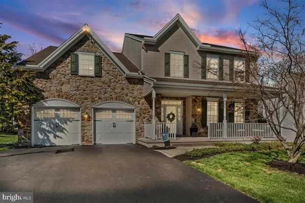 $995,000 | 204 4 In Hand Court, West Chester, PA 19382