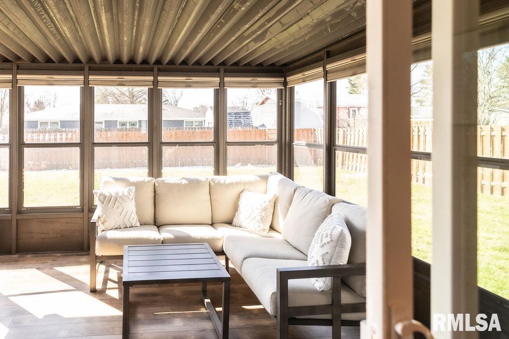 214 Pecan Street Canton, IL 61520 - Photo 15 of 44