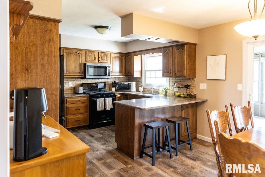 214 Pecan Street Canton, IL 61520 - Photo 25 of 44