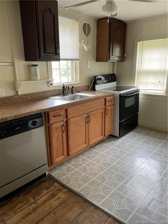 37 Dodgingtown Road, Unit 37B Newtown, CT 06470 - Photo 6 of 12