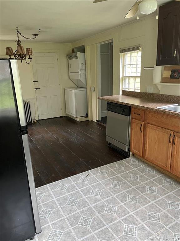 37 Dodgingtown Road, Unit 37B Newtown, CT 06470 - Photo 7 of 12