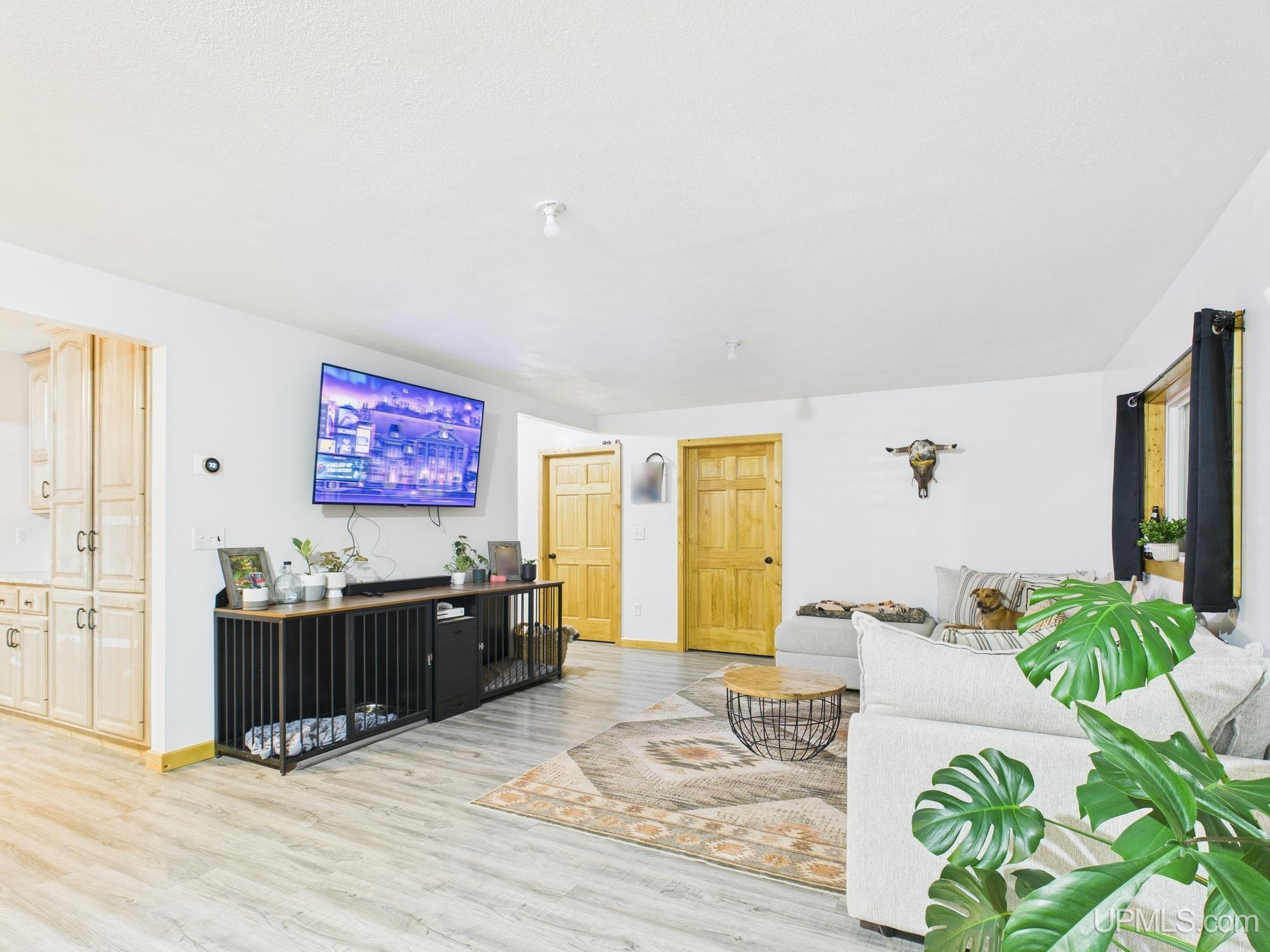 6909 Connors Road Munising, MI 49862 - Photo 6 of 20 Gallery Image 6