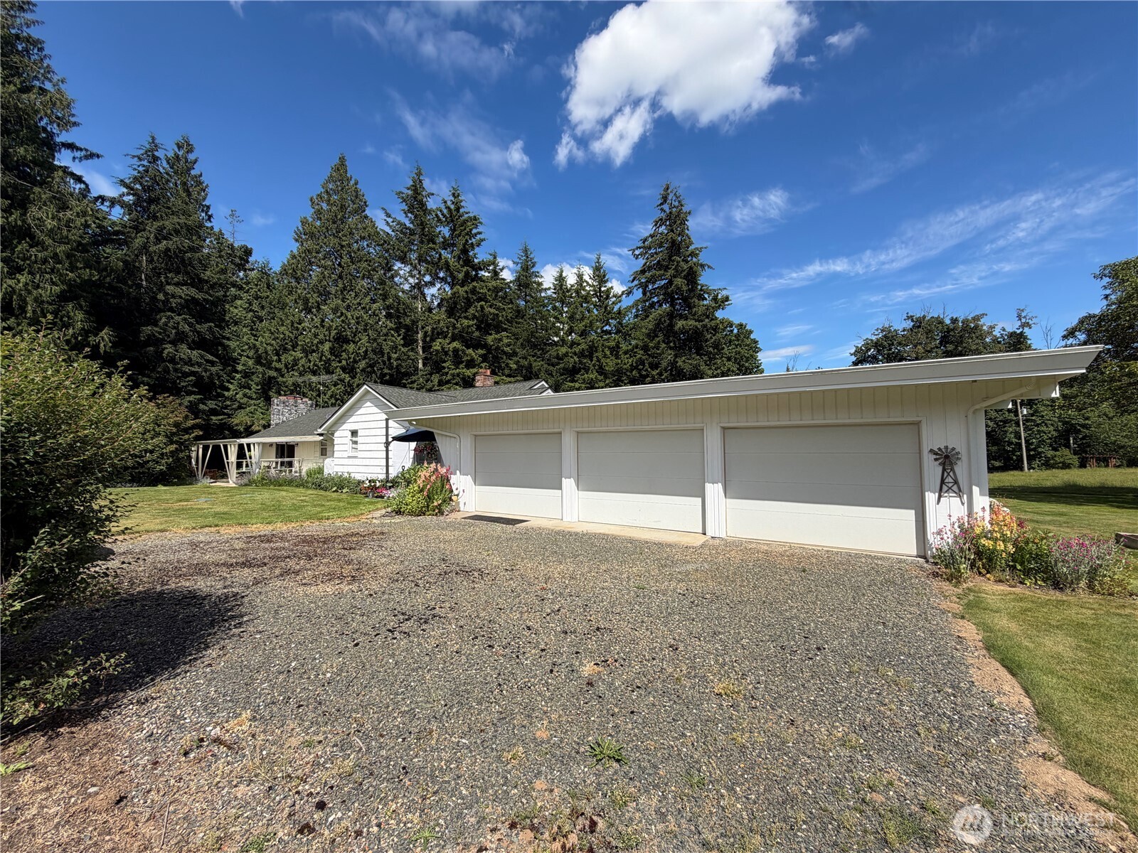 9541 Weidkamp Road Lynden, WA 98264 - Photo 10 of 36