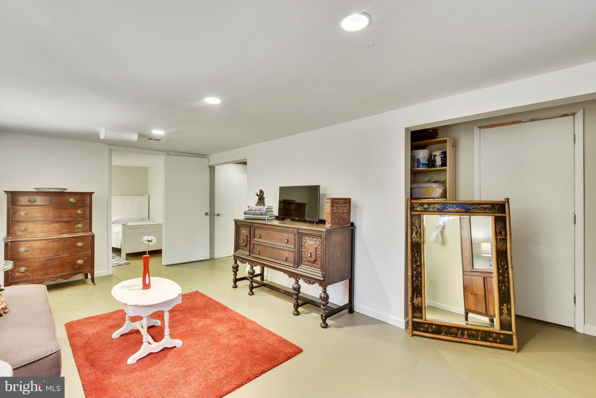 1504 Jasper Street Silver Spring, MD 20902 - Photo 15 of 29 Family Room