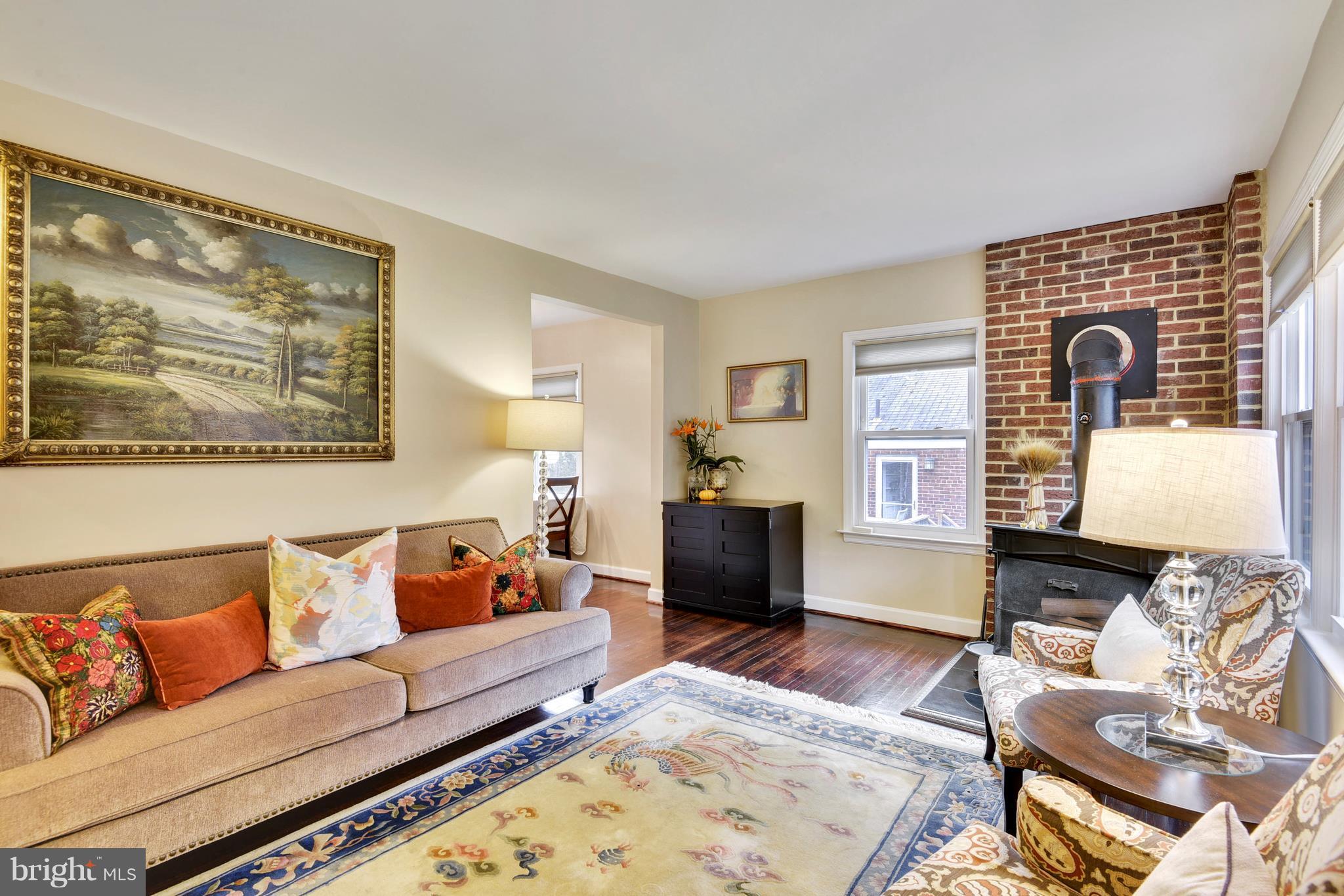 1504 Jasper Street Silver Spring, MD 20902 - Photo 7 of 29 Living Room