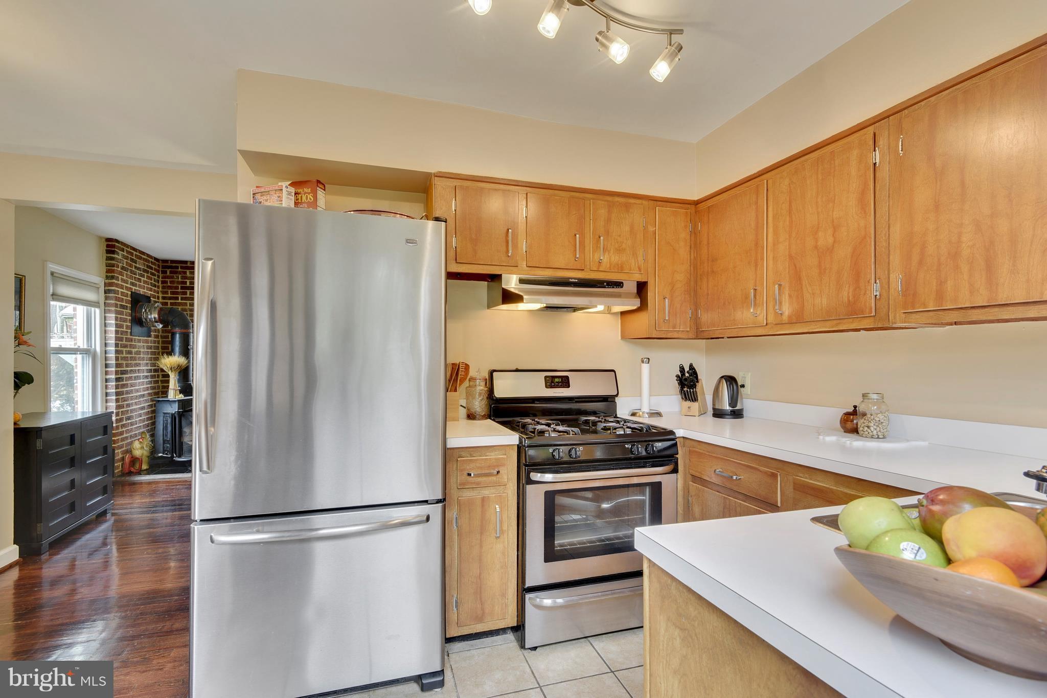 1504 Jasper Street Silver Spring, MD 20902 - Photo 9 of 29 Kitchen