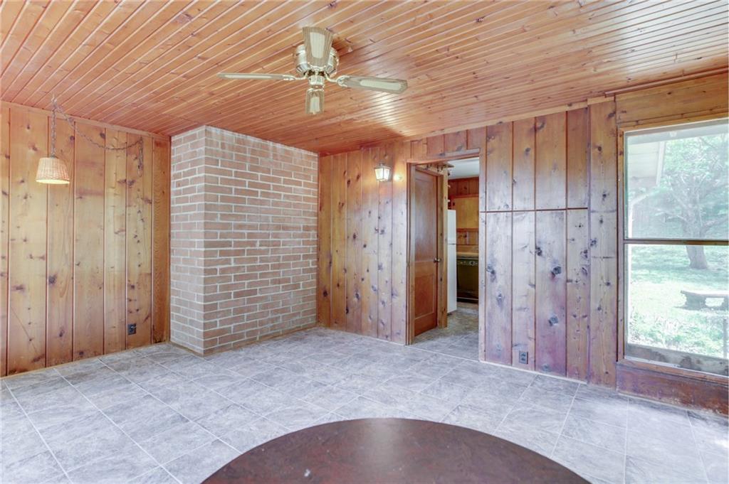1016 Freeman Ridge Road Nashville, IN 47448 - Photo 14 of 36