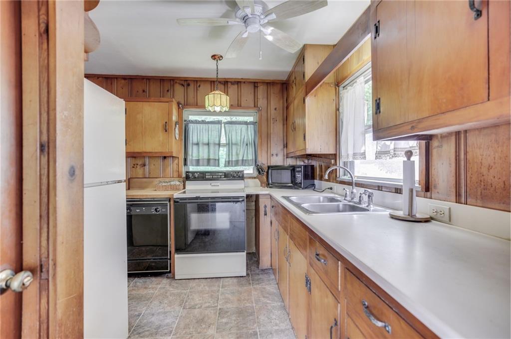 1016 Freeman Ridge Road Nashville, IN 47448 - Photo 16 of 36