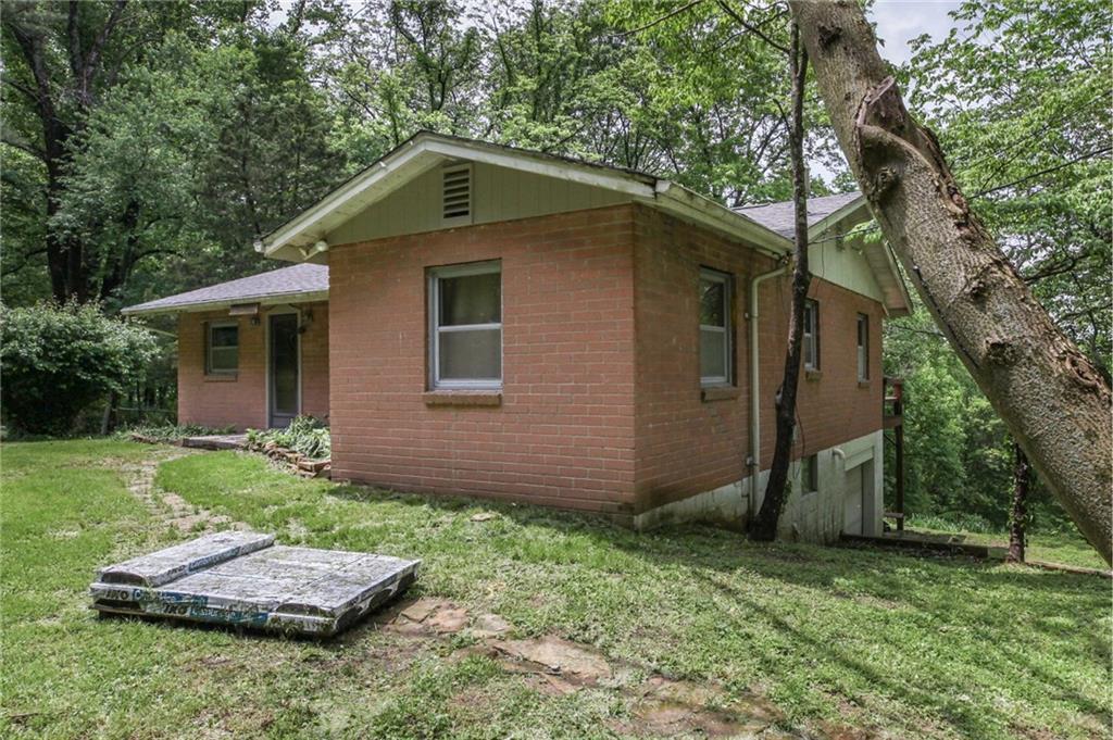 1016 Freeman Ridge Road Nashville, IN 47448 - Photo 4 of 36