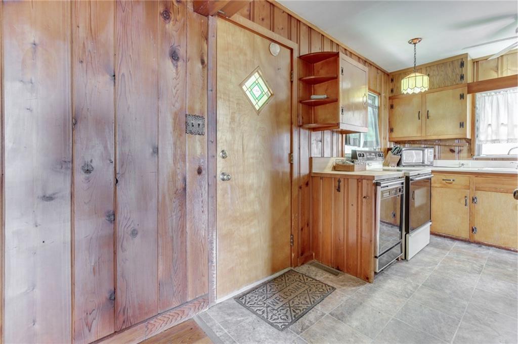 1016 Freeman Ridge Road Nashville, IN 47448 - Photo 6 of 36