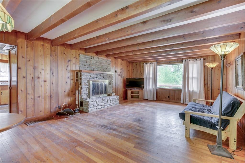 1016 Freeman Ridge Road Nashville, IN 47448 - Photo 8 of 36