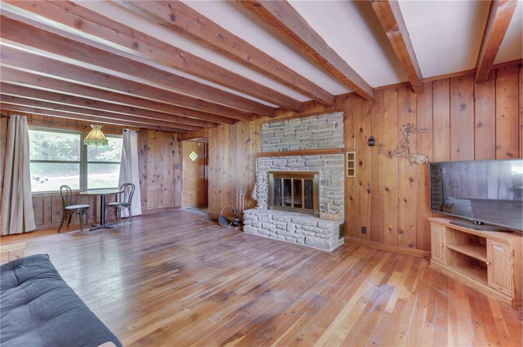 1016 Freeman Ridge Road Nashville, IN 47448 - Photo 9 of 36