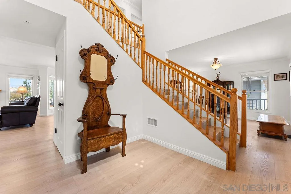 9856 West Lilac Road Escondido, CA 92026 - Photo 4 of 19