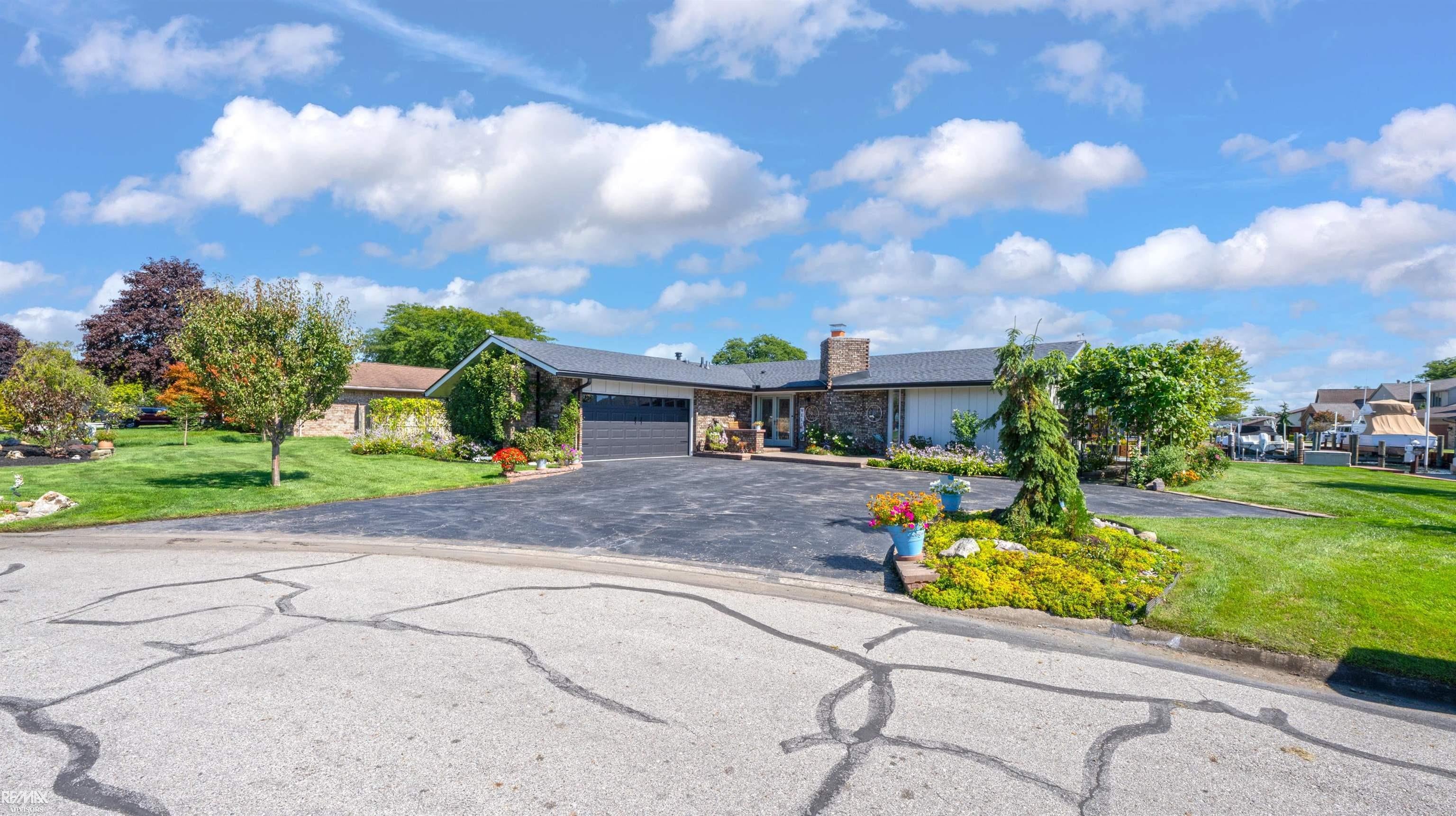 7339 Riverside Drive Algonac, MI 48001 - Photo 52 of 89 Gallery Image 52