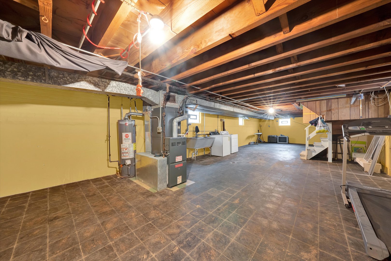 3933 West 58th Street Chicago, IL 60629 - Photo 24 of 32 a view of storage and utility room