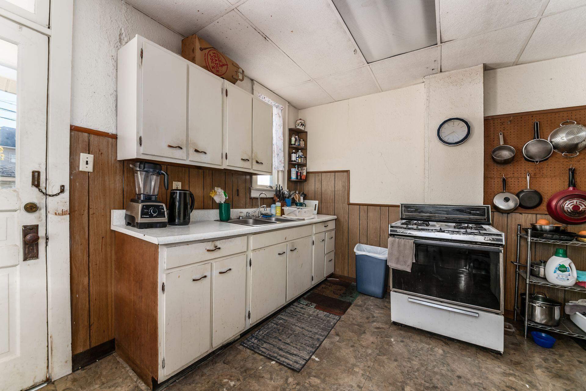 65-67 Crestview Road Columbus, OH 43202 - Photo 37 of 52 013_1879_L 65 Crestview Rd025