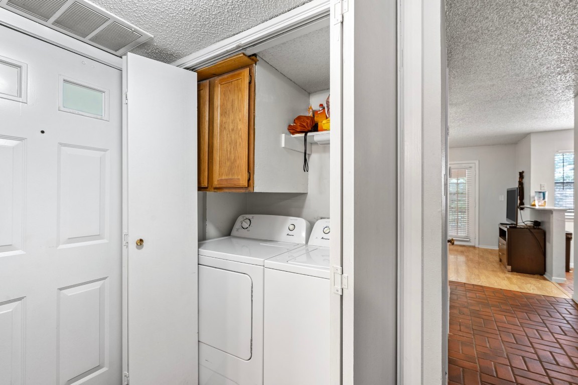 2110 Rio Grande Street, Unit 207 Austin, TX 78705 - Photo 20 of 35